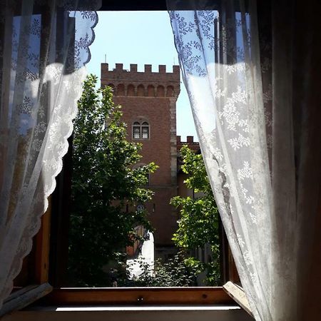 볼게리 Torre Rossa 아파트 외부 사진